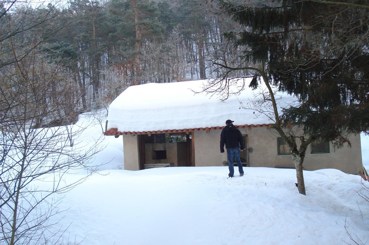Giusvalla Forest Village Dego Habitación foto