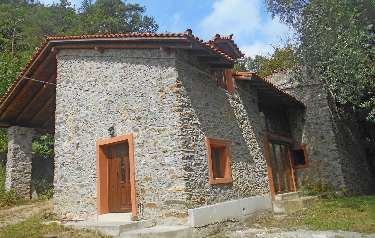 Giusvalla Forest Village Dego Habitación foto